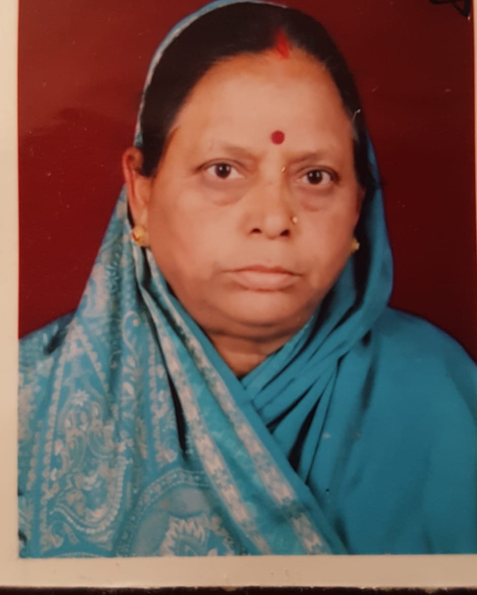 Almora's senior Congress leader Anand Singh Bagdwal's wife passes away, Congressmen express grief