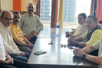 Almora: Meeting held between drug inspector and drug dealers, necessary instructions given