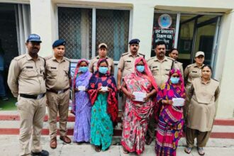 Gang of women cheating jewelery exposed: Police arrested four accused women