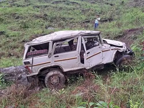 Accident: Vehicle fell into a ditch near Tilwara, two died on the spot