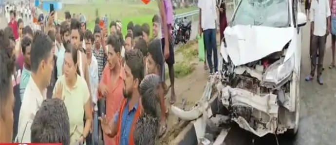 An uncontrolled car ran over 10 people in Patna, a brother and a sister died on the spot, eight people were badly injured