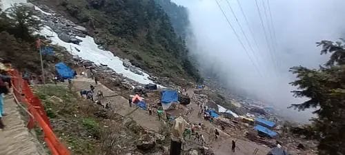 Landslide zones became active in Uttarakhand, people were appealed to travel only if necessary