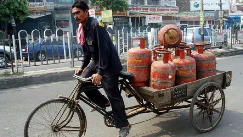 Relief news for LPG cylinder consumers, Union Minister made this big announcement