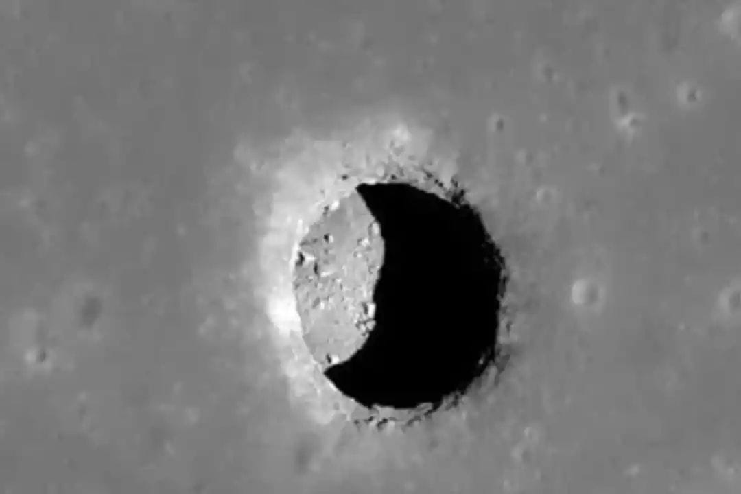 A place found on the moon where humans can live, scientists are surprised to see this