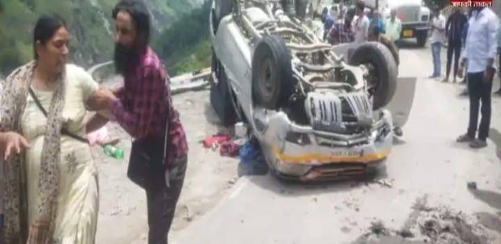 You should also be cautious before going to Uttarakhand, a big accident happened on Badrinath Highway