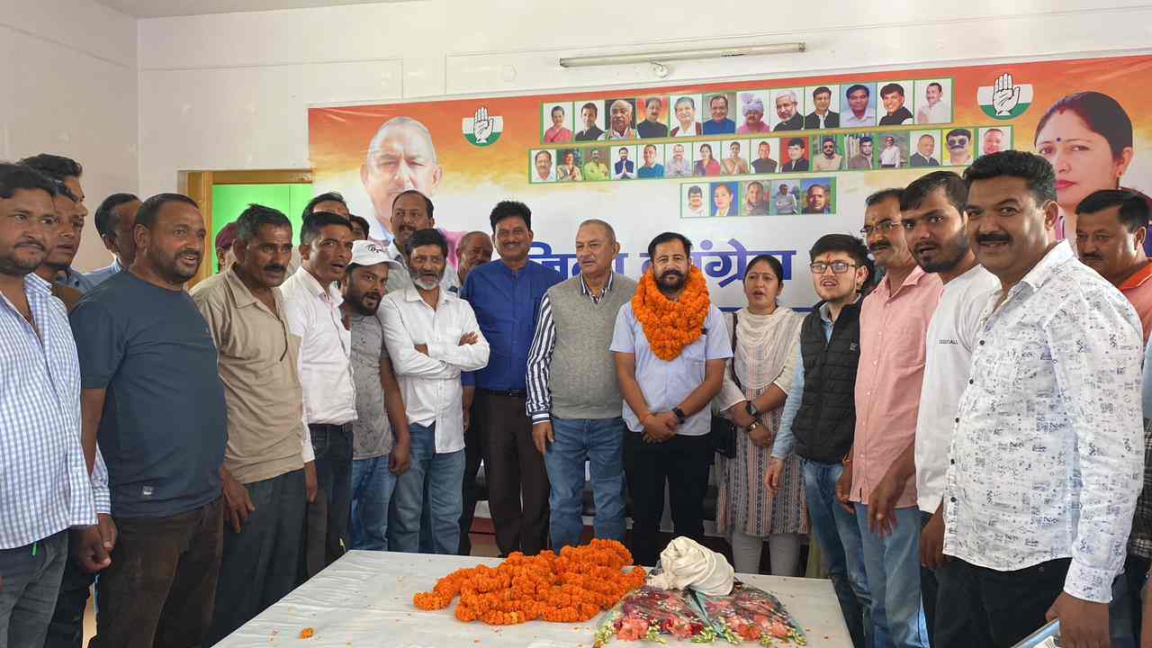 Rishendra Singh Mahar becomes Punjab in-charge: Congress workers congratulated in Pithoragarh