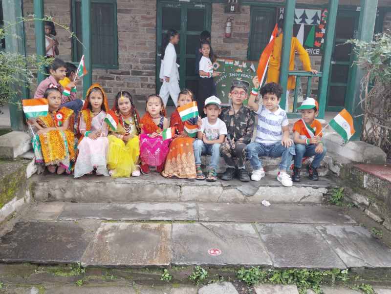 Children received applause from the colorful program, saree drill and taekwondo presentation organized on Independence Day in Almora-The Bodhi Tree School.