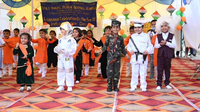 Colorful programs were organized at Holy Angel Public School on the eve of Independence Day.