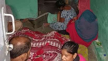 The couple cleaning the cow dung gas tank died of suffocation, there was chaos among the family members