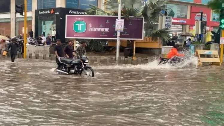 Adi Kailash Marg closed in Uttarakhand, rain alert issued in 21 states, know the update