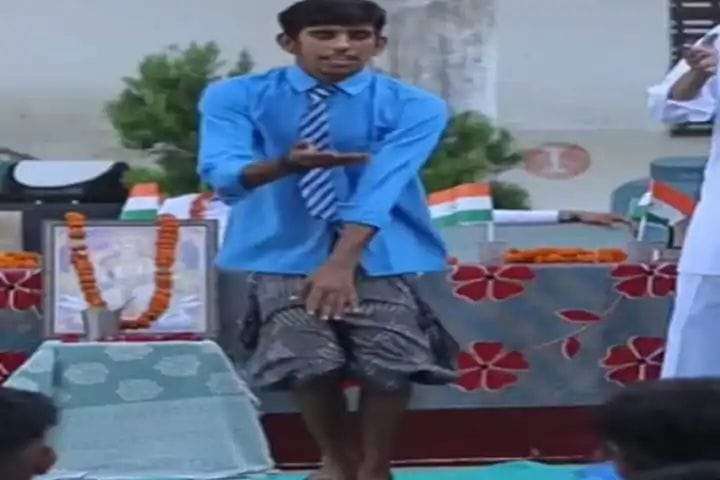 On 15th August, a student was dancing on the stage in school wearing half pants, then suddenly something happened that made everyone look down in shame