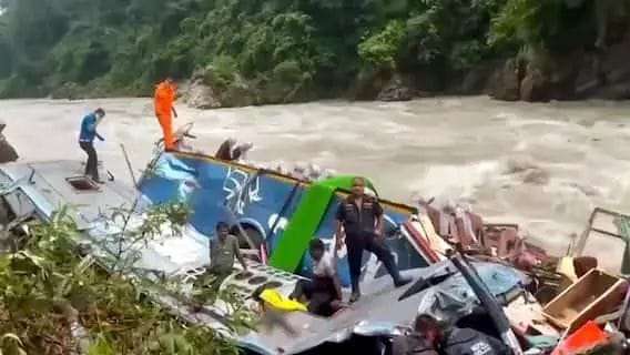 Nepal bus accident: 27 people died, 16 are being treated in hospital, one missing