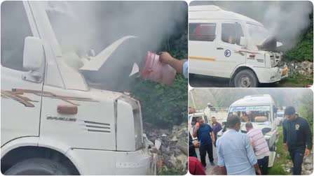 Major accident: Tempo Traveller carrying 15 people caught fire, causing panic