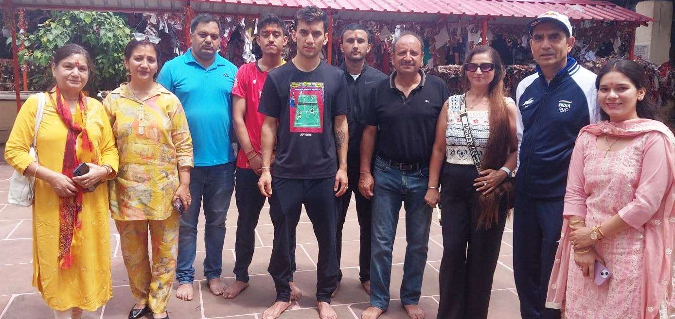 International badminton player Lakshya Sen reached Chitai temple, took blessings after darshan