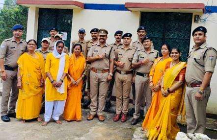 Women expressed respect to the police force by tying Rakhi