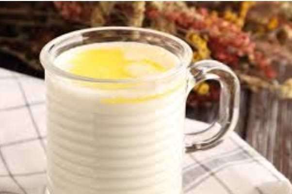 if-you-also-want-to-get-rid-of-these-diseases-then-drink-1-spoon-of-ghee-by-adding-it-in-a-glass-of-milk-today