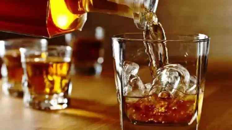 the-wait-of-liquor-lovers-is-over-the-price-of-premium-quality-liquor-will-be-reduced