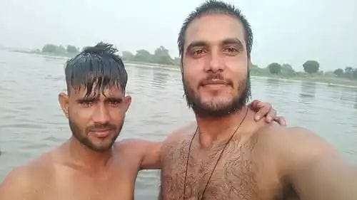 Last selfie before death, accident happened with friends, one's body was found