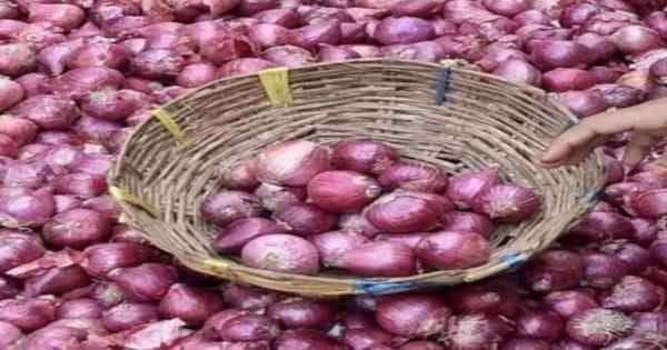 Onion prices fell in major cities, people got relief from the sale of subsidized onions