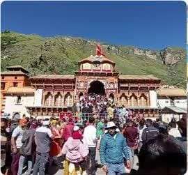 On the birthday of Chief Minister Pushkar Singh Dhami, worship was done in many temples of Badri Kedar