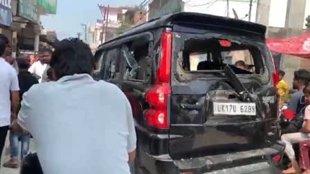 Horrible road accident: Car hits bike riders, huge uproar