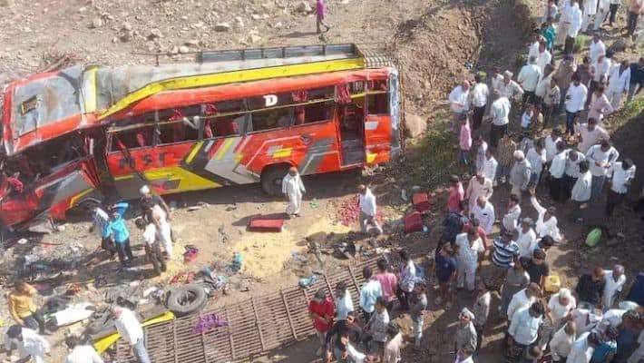 Painful road accident: The whole bus was covered in blood, dead bodies were found stuck to the seats