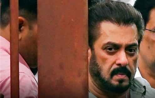 ….. If I don't get you I will commit suicide, Salman Khan gets another threat