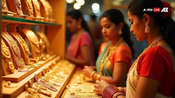 This time gold crossed 82000 on Diwali, there is so much demand in the market that it has increased due to this