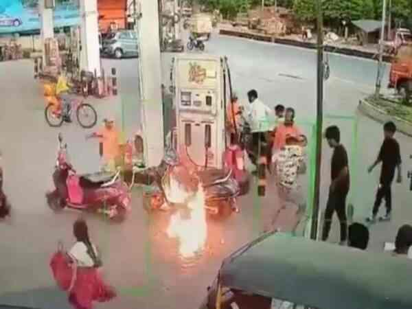 a drunk man set a petrol pump on fire in hyderabad people abandoned their vehicles and ran away causing chaos