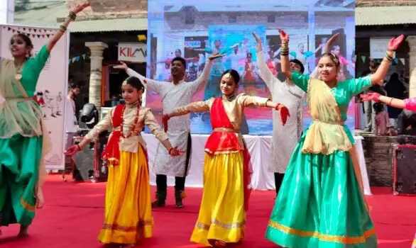 almora-colorful-beginning-of-almora-literature-festival-in-malla-mahal