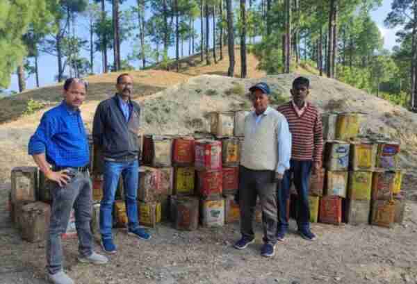 almora-forest-department-recovered-246-lisa-tins