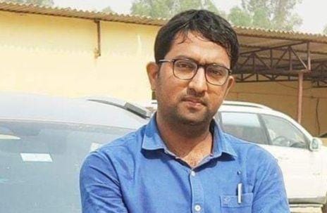 A journalist and BJP leader were attacked with a knife in Fatehpur, journalist Dilip Saini was killed