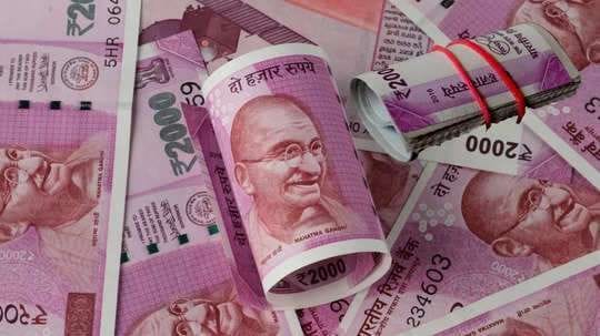 RBI gave a big update regarding two thousand rupee notes, know what it said