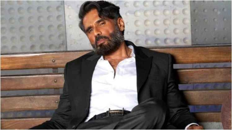 Sunil Shetty got injured during shooting, broke his rib, admitted to hospital in critical condition