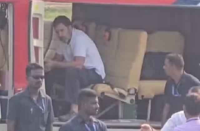 Rahul Gandhi's helicopter stuck in Godda, Congress accuses BJP of not giving permission to fly