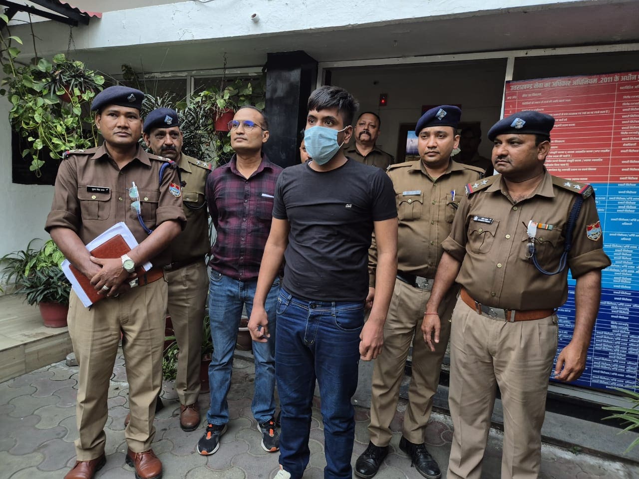 SSP revealed the extortion case from YouTuber Saurabh Joshi, the accused who demanded extortion of 2 crores was arrested by the police within 12 hours