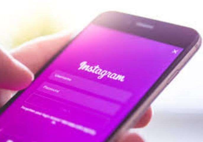 Instagram went down across the world including India, users were unable to login