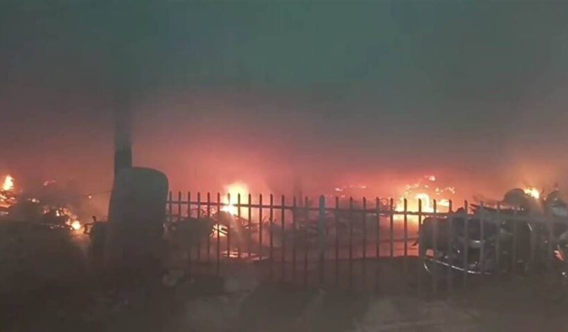 A massive fire broke out due to a short circuit, two hundred bikes turned into a ball of fire