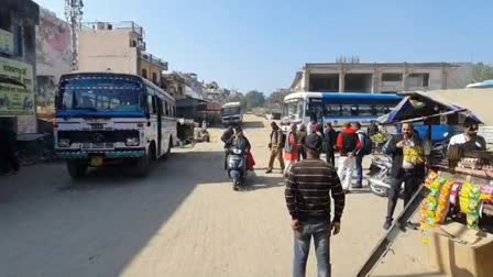 Uttarakhand buses banned in Delhi, 16 buses running on Delhi route stopped, passengers troubled