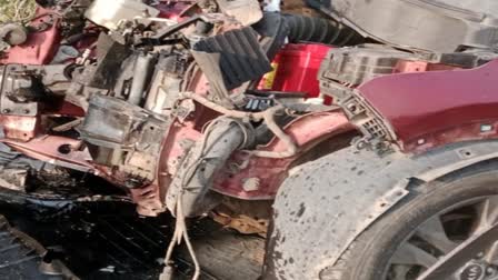 Horrible road accident in Uttarakhand, car collides with truck, two killed