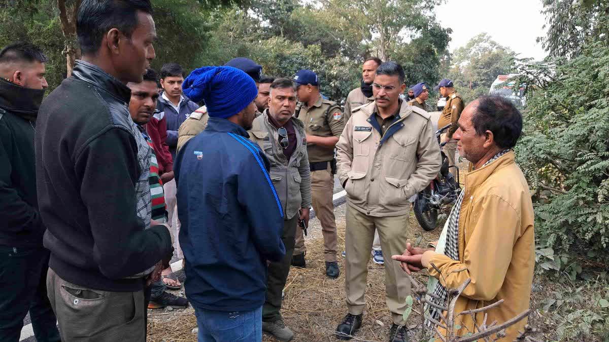 The body of a youth missing for four days was found in the forest, elephant attack suspected