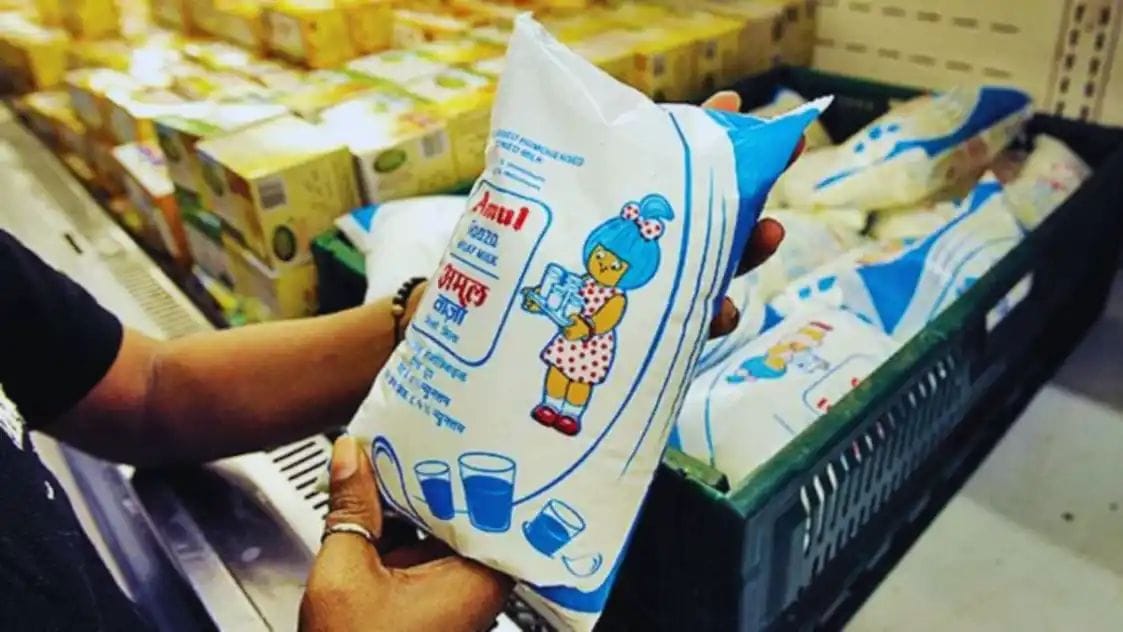 Amul milk price reduced, became cheaper by this much, know the new rates