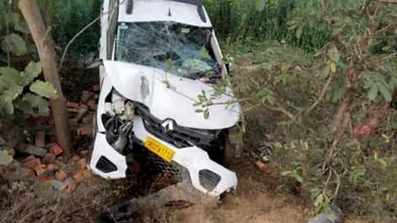 Tanakpur father and son died in a road accident while returning from Prayagraj Maha Kumbh