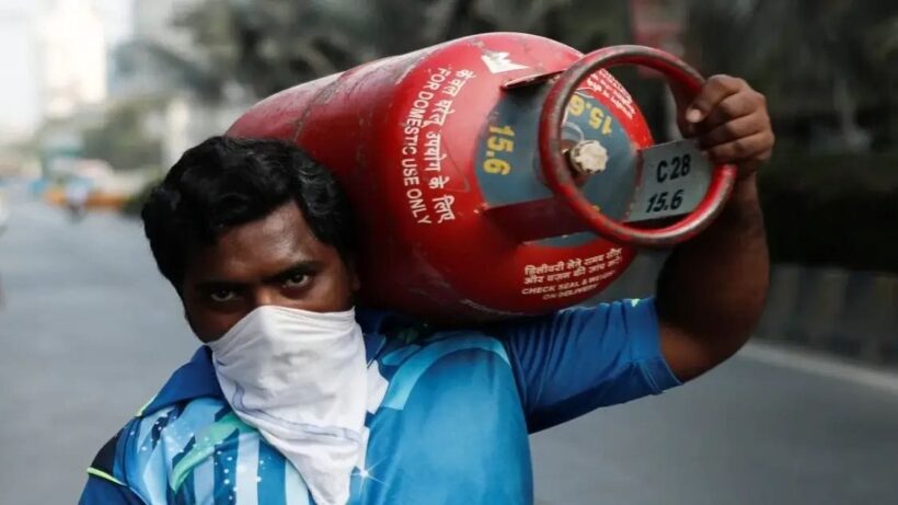 Relief in commercial LPG cylinder prices from February 1, domestic cylinder prices remain stable